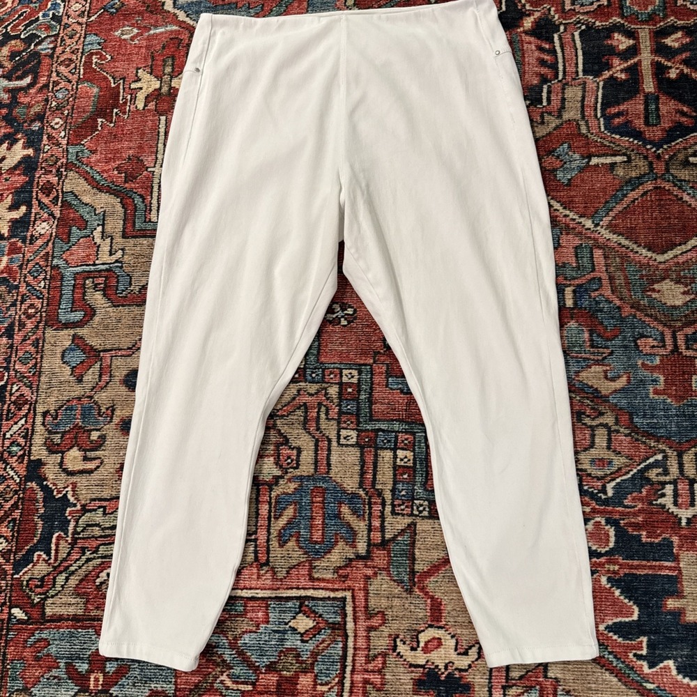 LYSSE Women's White Cropped Tapered Pull On Pants Plus Sz 1 X Stretch Waist